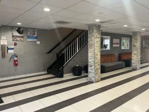 Sweet Home Inn & Extended Stay - Lobby