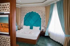 Indralok Palace Hotel and Resort - Habitación