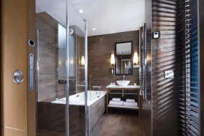 Hôtel Le Six - Salle de bain