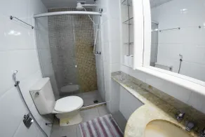 Bamboo Rio Hostel - Bathroom