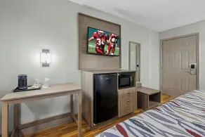Red Roof Inn & Suites Wilson - Habitación