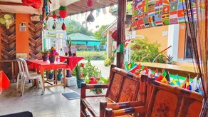 WHITE BEACH GUEST HOUSE - Restaurant