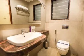 Hotel Grand Sabarees - Salle de bain