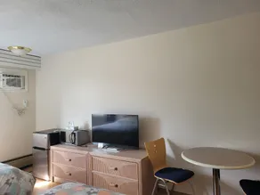 Boyle Motor Inn - Room