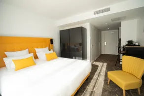 Le Barracuda & Spa, pieds dans l'eau, vue mer, espace bien-être offert - Zimmer