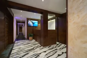 Menoir Dorsett Madrid Usera - Réception