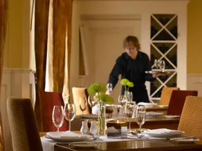 Downings Bay Hotel - Restaurant