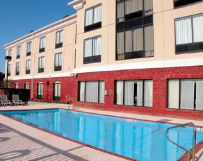 Holiday Inn Express & Suites Tupelo by IHG - Pool