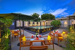Royale Sarovar Portico Agra - Pool