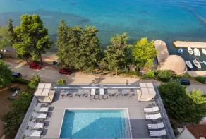 La Vista Suites - Pool