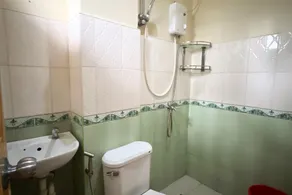 Sta Rosa Inn Iloilo powered by Cocotel - Salle de bain