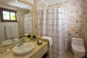 Tot Punta Cana Apartments - Bathroom
