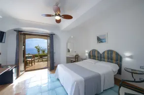 Maresca Hotel Praiano - View from room