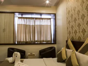 Aishwarya Suites - Room