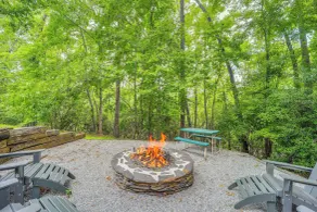 'almost Heaven Cabin' Hot Tub, Blue Ridge Mtn View - Innenbereich