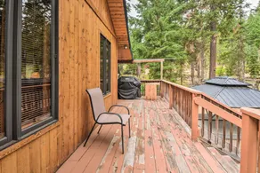 Cabin w/ Hot Tub, By Crater Lake Nat'l Park! - Interiør