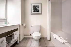 Quality Inn & Conference Centre - Salle de bain