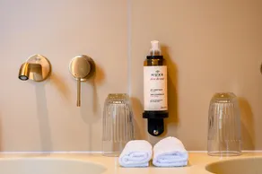 BEST WESTERN  Le Jardin de Cluny - Salle de bain