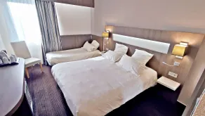 Best Western Marseille Aeroport - Room