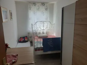 Charming Gelsenkirchen Apartment With Central Heating - Zimmer