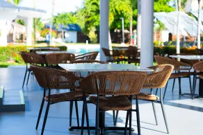 El Colibri Hotel - Restaurant