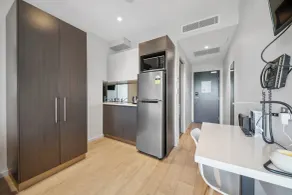 Studio 8 Residences - Top Ryde - Bathroom