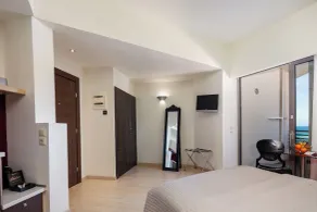 Steris Elegant Beach Hotel - Chambre