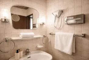 REDBERRY Hotel - Düsseldorf - Neuss - Bathroom