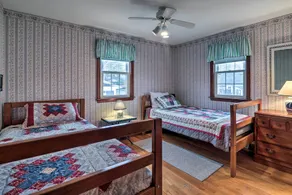 1 Mi to Beach: Quiet West Dennis Escape w/ Sunroom - Interiør