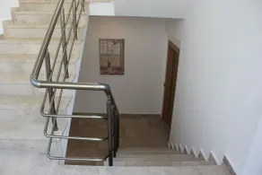 KAYA APARTMENTS - Interior entrance