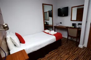 Cocoon @ International Inn + Apartments - Room