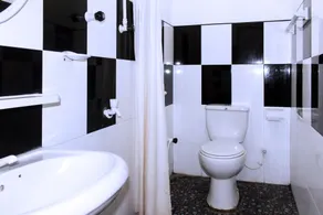 D'Villa Guest House - Bad