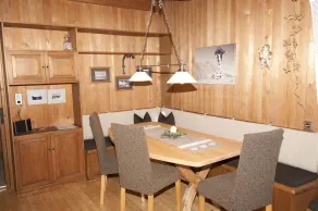 Chalet Sophie - Spisning på værelset