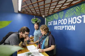 The Little Leaf Hostel & Rooftop Bar - Restaurant