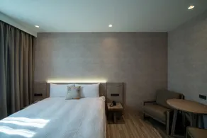 In Joy Hotel - Chambre