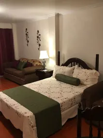 Lawrence Pool House - Room