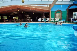 Tafaria Castle & Center For The Arts - Pool