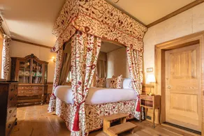 Mingary Castle - Restaurant with Rooms - Rum