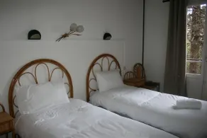 Logis Hotel-restaurant Les Glycines - Værelse