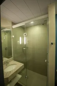 ibis budget Recife Jaboatão - Bathroom