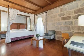 Eurostars Monumento Monasterio de San Clodio Hotel - Room
