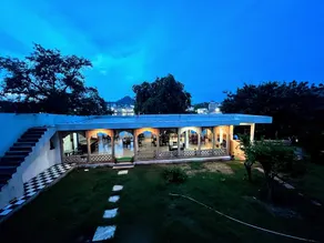 Radhika Palace Hotel - Restaurant