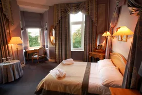 Martin's Manoir - Room