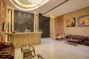 OM Clarks Inn Raebareli - Rezeption