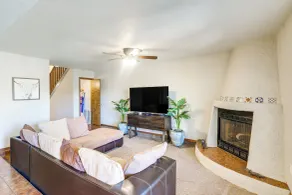 Lakefront Unit w Dock in Carlsbad - Interiør