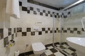 Castle Old Town Hotel - Chambre