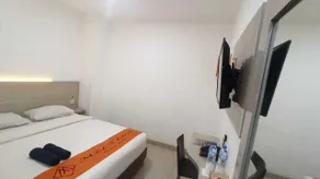 Mel's Inn Manado - Room