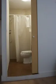 Avis Guesthouse - Badezimmer