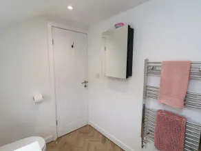 Harrington Cottage - Bathroom