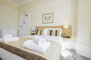 Majestic Hotel Eastbourne by Belvilla - Room